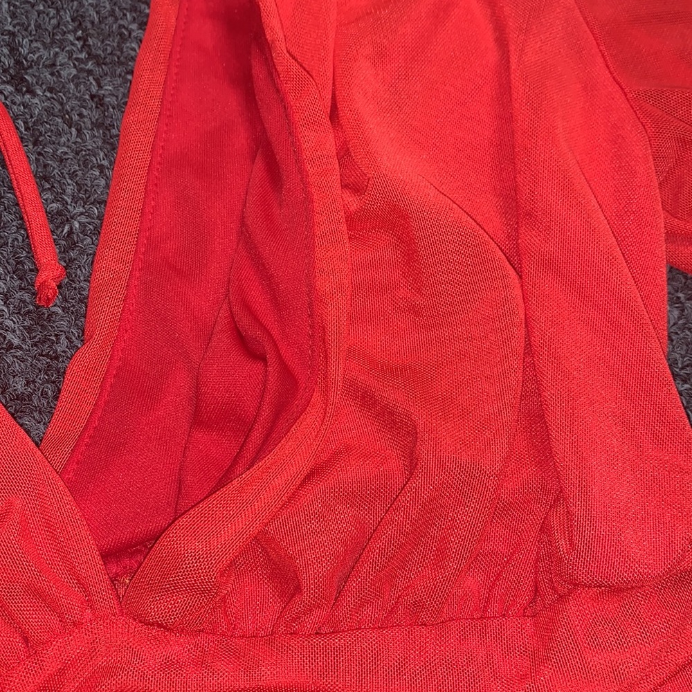 Red Top - Picture 2 of 3